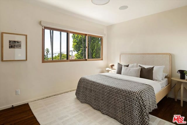 1011 W Mountain Street, Glendale, CA 91202 — photo 26 of 46