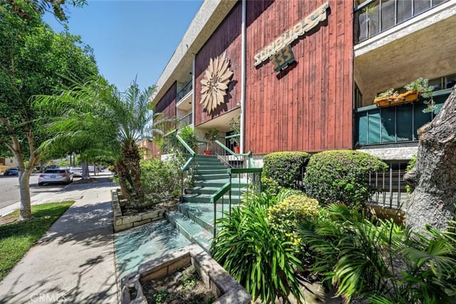 333 Burchett Street 206, Glendale, CA 91203 — photo 4 of 44
