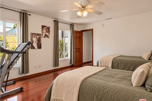 607 N Fuller Avenue, Los Angeles, CA 90036 — photo 25 of 26