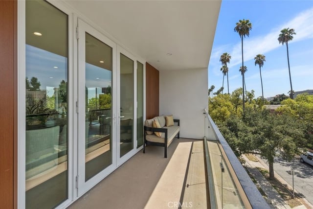 176 N Catalina Avenue 401, Pasadena, CA 91106 — photo 17 of 26