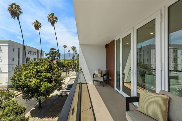 176 N Catalina Avenue 401, Pasadena, CA 91106 — photo 19 of 26