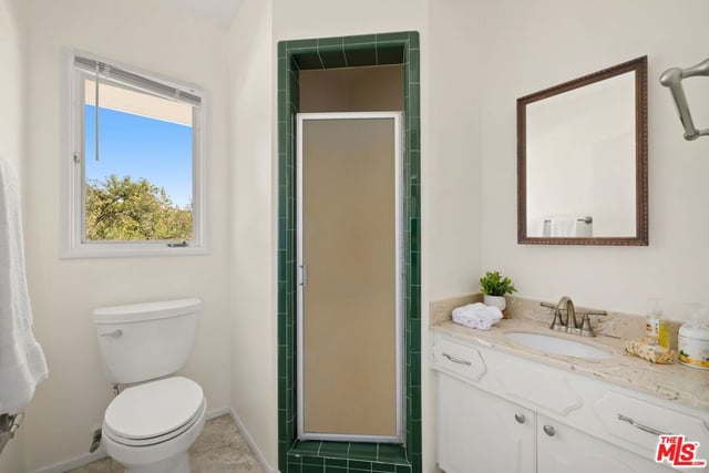 10985 Bellagio Road, Los Angeles, CA 90077 — photo 14 of 22