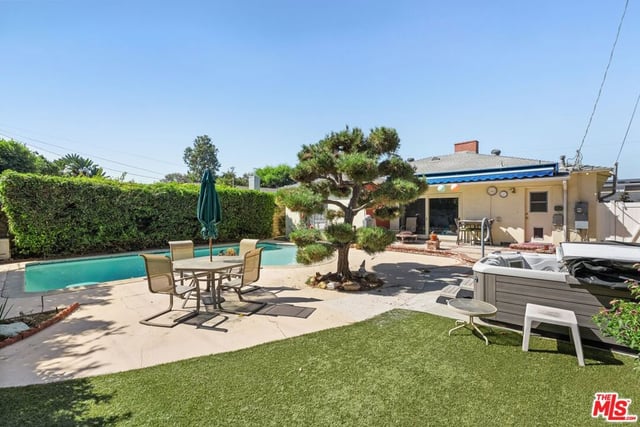 5832 Ranchito Avenue, Van Nuys, CA 91401 — photo 2 of 23