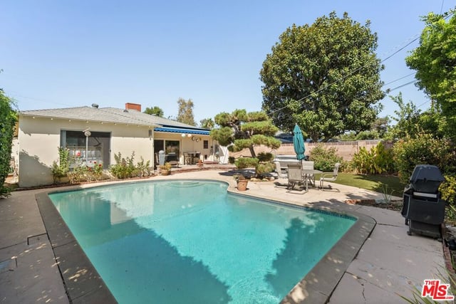 5832 Ranchito Avenue, Van Nuys, CA 91401 — photo 3 of 23