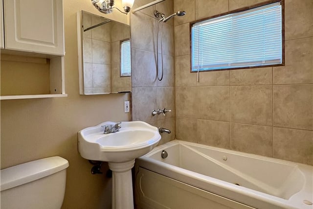 44118 Kingtree, Lancaster, CA 93534 — photo 16 of 21
