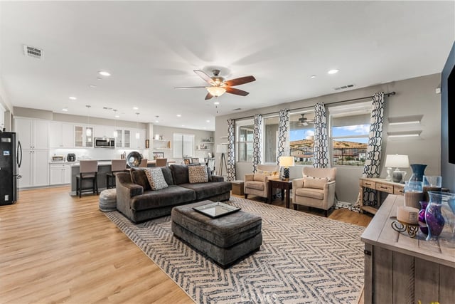 3993 Saddle, Palmdale, CA 93551 — photo 11 of 48