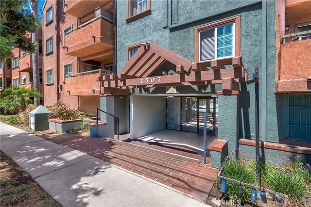 2507 E 15th 301, Long Beach, CA 90804 — photo 31 of 34