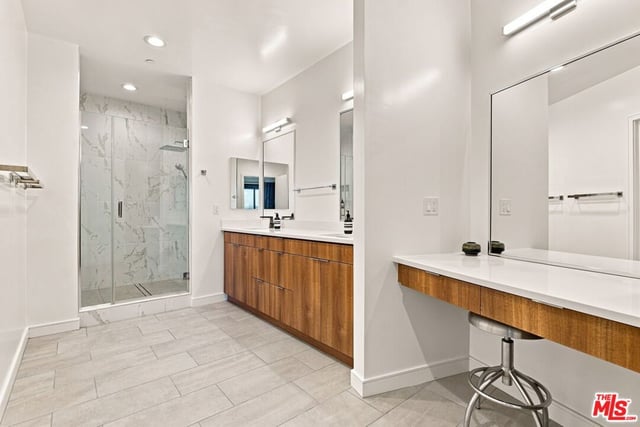 1035 White Knoll Drive, Los Angeles, CA 90012 — photo 10 of 24