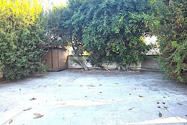 3704 E Wymore, Compton, CA 90221 — photo 10 of 11