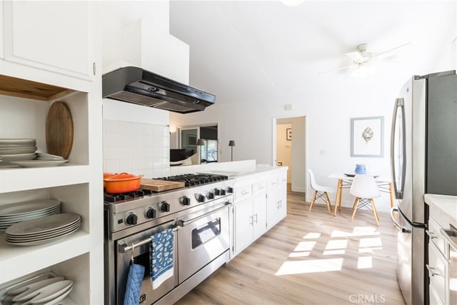 22429 Bessemer Street, Woodland Hills, CA 91367 — photo 16 of 46