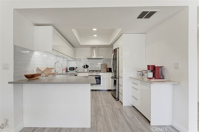 1037 N Vista, Los Angeles, CA 90046 — photo 19 of 51