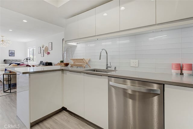 1037 N Vista, Los Angeles, CA 90046 — photo 23 of 51