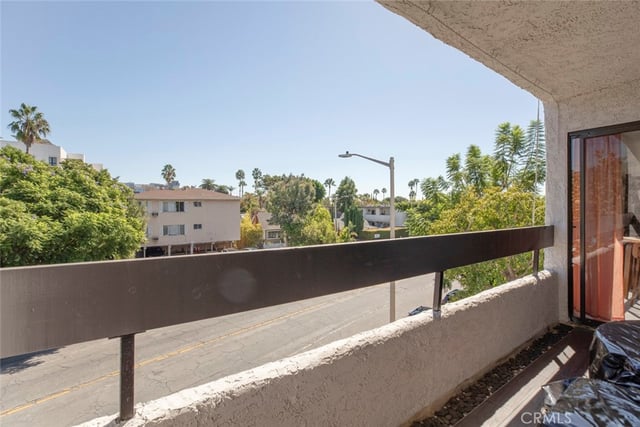 1037 N Vista, Los Angeles, CA 90046 — photo 31 of 51