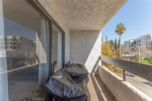 1037 N Vista, Los Angeles, CA 90046 — photo 33 of 51