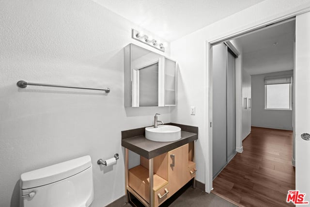 1234 Wilshire Boulevard 422, Los Angeles, CA 90017 — photo 15 of 30