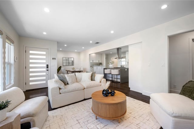 334 Hill, Monrovia, CA 91016 — photo 7 of 53