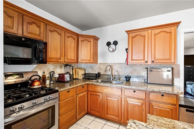 14335 S Cahita, Compton, CA 90220 — photo 14 of 47