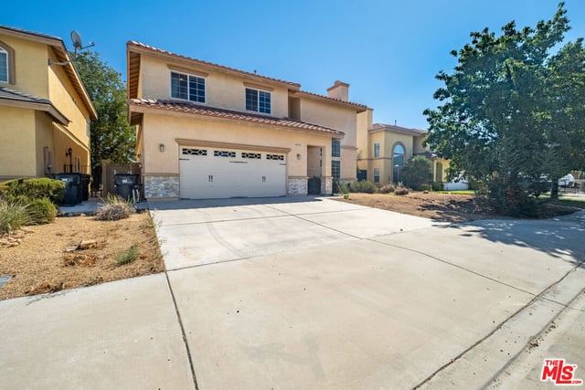 44616 Driftwood Street, Lancaster, CA 93535 — photo 3 of 3