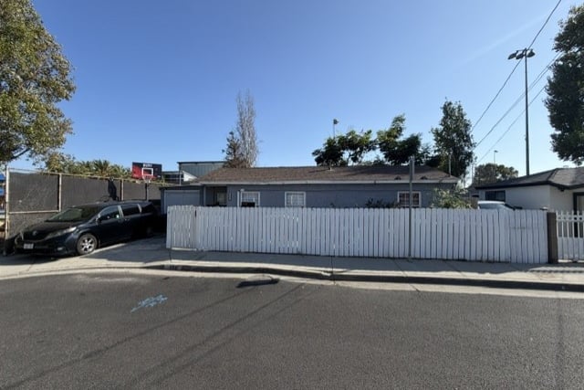 188 E 214th, Carson, CA 90745 — photo 2 of 24