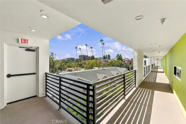 176 N Catalina Ave 404, Pasadena, CA 91106 — photo 13 of 52