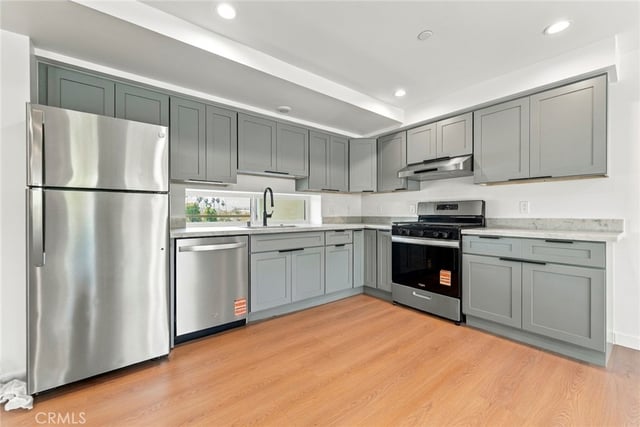 176 N Catalina Ave 404, Pasadena, CA 91106 — photo 40 of 52