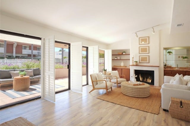 2121 W 25th 3, San Pedro, CA 90732 — photo 3 of 40