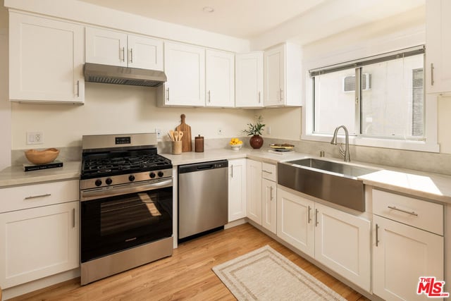 6190 Mesa Avenue, Los Angeles, CA 90042 — photo 12 of 42