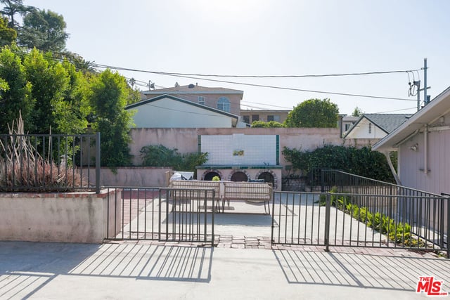 6190 Mesa Avenue, Los Angeles, CA 90042 — photo 38 of 42