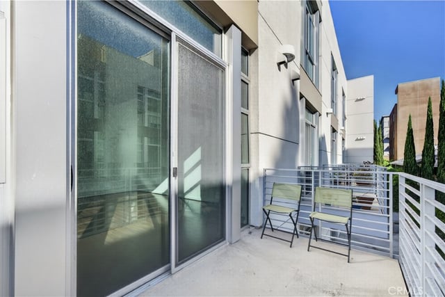 238 S Arroyo Parkway 303, Pasadena, CA 91105 — photo 22 of 28