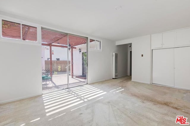 428 S Gretna Green Way, Los Angeles, CA 90049 — photo 20 of 28