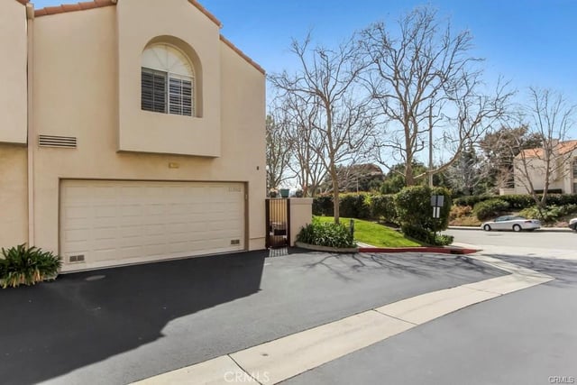 11302 Old Ranch Circle, Chatsworth, CA 91311 — photo 4 of 18