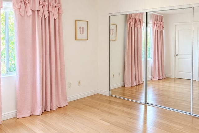 15053 Victory 10, Van Nuys, CA 91411 — photo 12 of 15