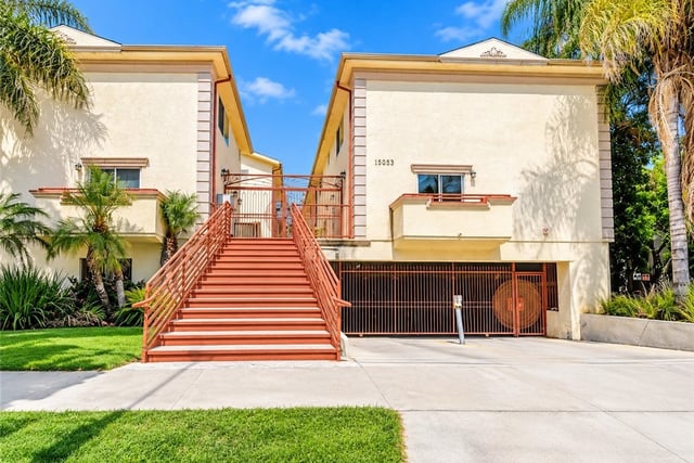 15053 Victory 10, Van Nuys, CA 91411 — photo 2 of 15