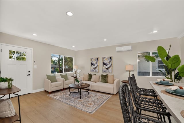 279 Palisade Street, Pasadena, CA 91103 — photo 6 of 32