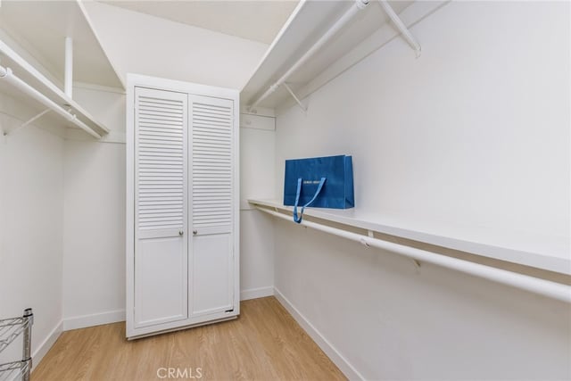5216 Yarmouth Avenue 105, Encino, CA 91316 — photo 17 of 26