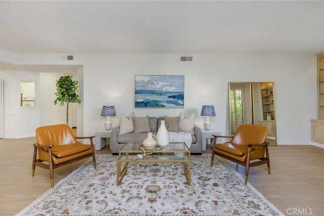 5216 Yarmouth Avenue 105, Encino, CA 91316 — photo 3 of 26