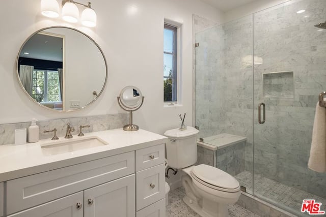 5425 Encino Avenue, Encino, CA 91316 — photo 16 of 22