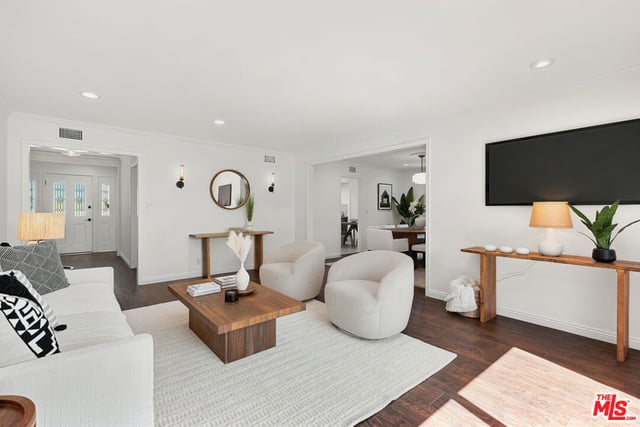 14542 Otsego Street, Sherman Oaks, CA 91403 — photo 13 of 55
