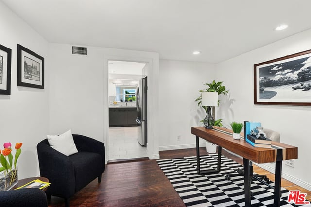14542 Otsego Street, Sherman Oaks, CA 91403 — photo 24 of 55