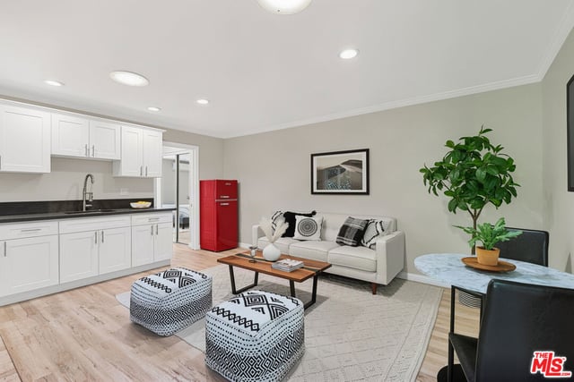 14542 Otsego Street, Sherman Oaks, CA 91403 — photo 40 of 55