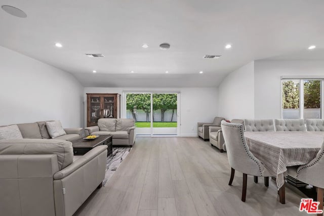 12849 Tiara Street, Valley Village, CA 91607 — photo 4 of 22