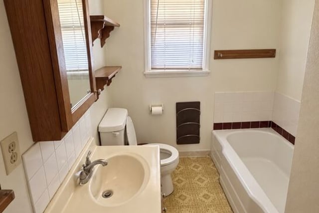 12498 Rubens Avenue, Los Angeles, CA 90066 — photo 8 of 11