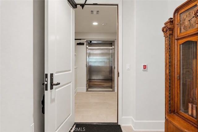 23500 Park Sorrento H22, Calabasas, CA 91302 — photo 27 of 35