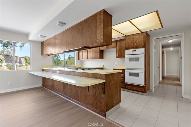 443 Woodbury, Glendale, CA 91206 — photo 11 of 42