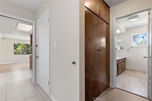 443 Woodbury, Glendale, CA 91206 — photo 19 of 42