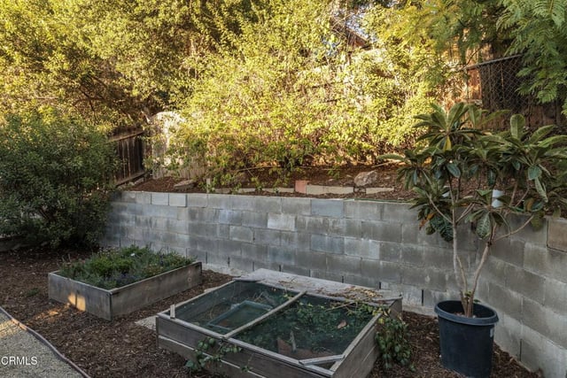 9900 Sunland Boulevard, Los Angeles, CA 91040 — photo 14 of 27