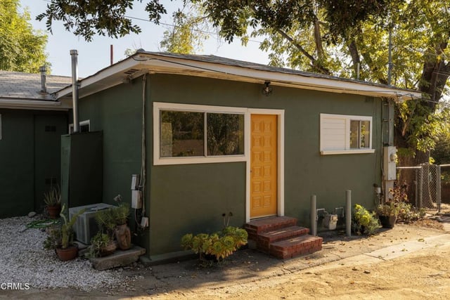 9900 Sunland Boulevard, Los Angeles, CA 91040 — photo 17 of 27