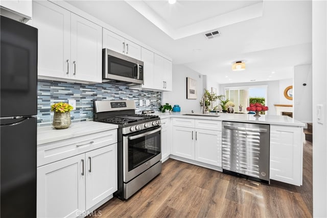 5538 Las Virgenes Road 136, Calabasas, CA 91302 — photo 11 of 44