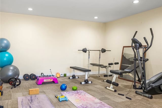 10240 Camarillo Street 208, Toluca Lake, CA 91602 — photo 32 of 52