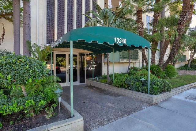 10240 Camarillo Street 208, Toluca Lake, CA 91602 — photo 44 of 52